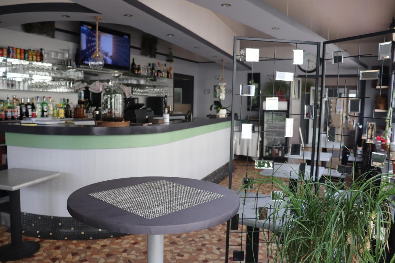 Le Risle - Hotel Montfort-sur-Risle Eksteriør bilde